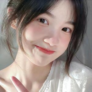 少萝被男生操逼
